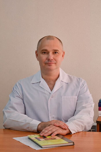 Врач-нейрохирург <br> высшей категории  <br> Егошин Дмитрий Витальевич